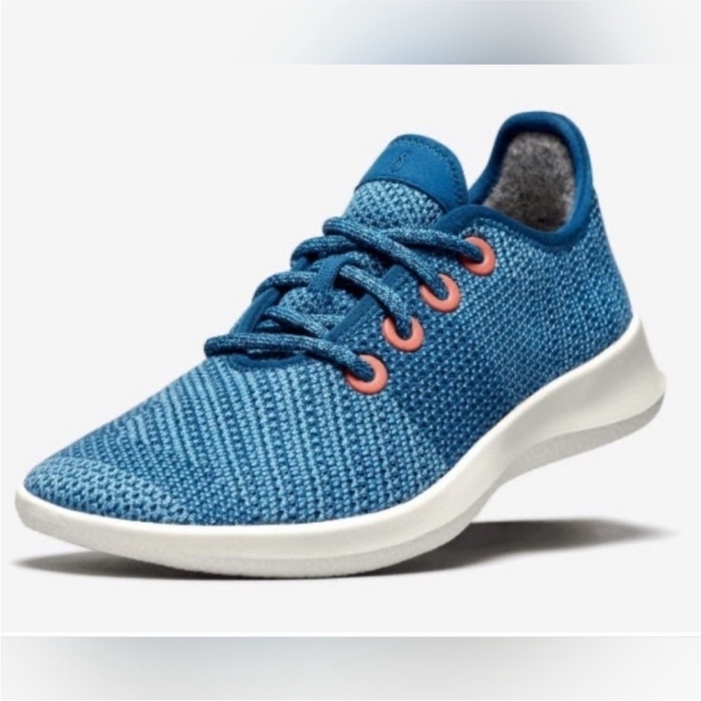 AllBirds Metropolitan Museum Hokusai Red Fuji Tree Runners - Sz 9